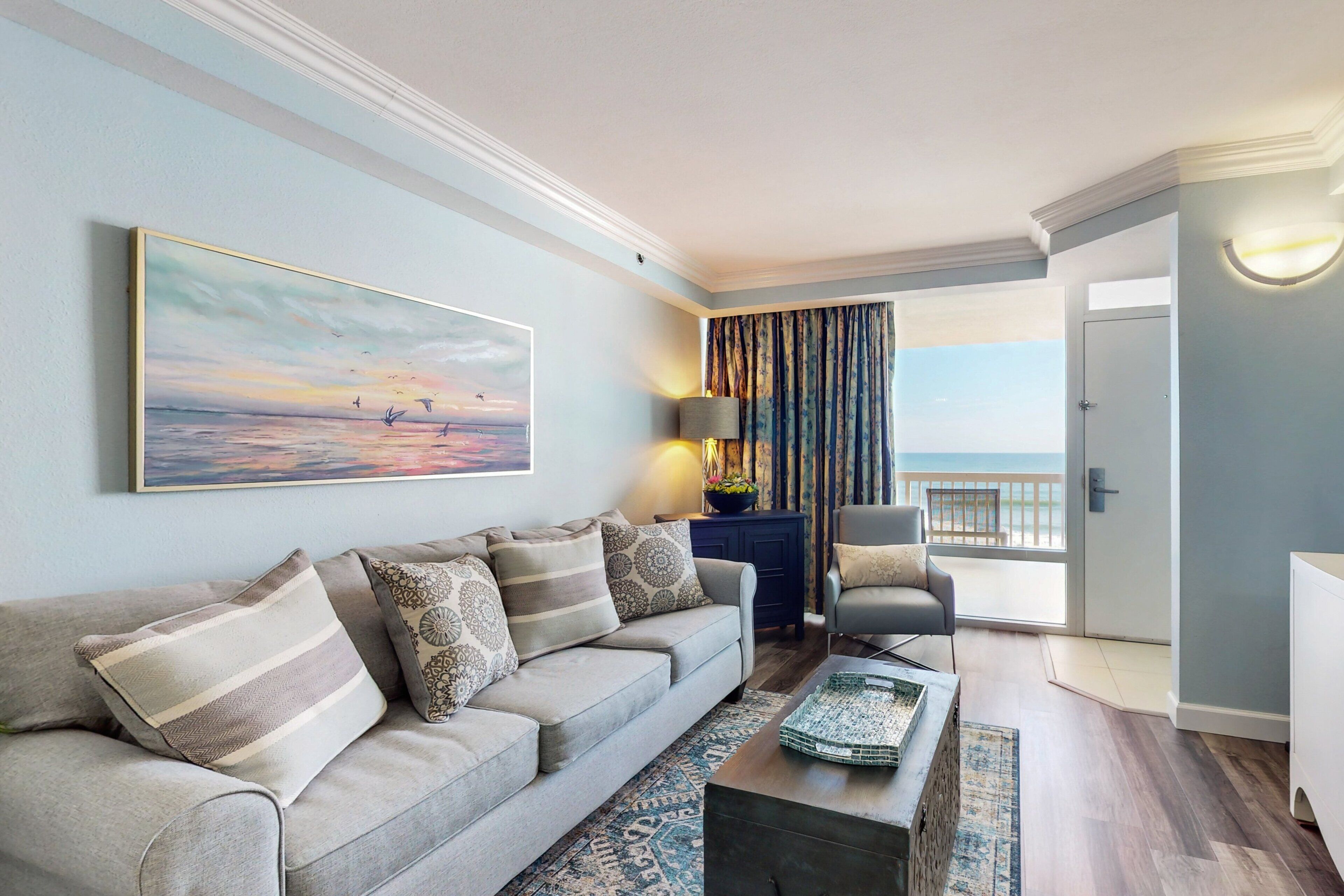 Studio Suite, Multiple Beds, Hot Tub, Ocean View (Daytona Beach Resort 434) | Living area