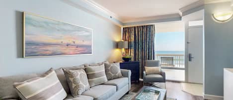 Suíte estúdio, várias camas, banheira de imersão, vista para o oceano (Daytona Beach Resort 434) | Área de estar