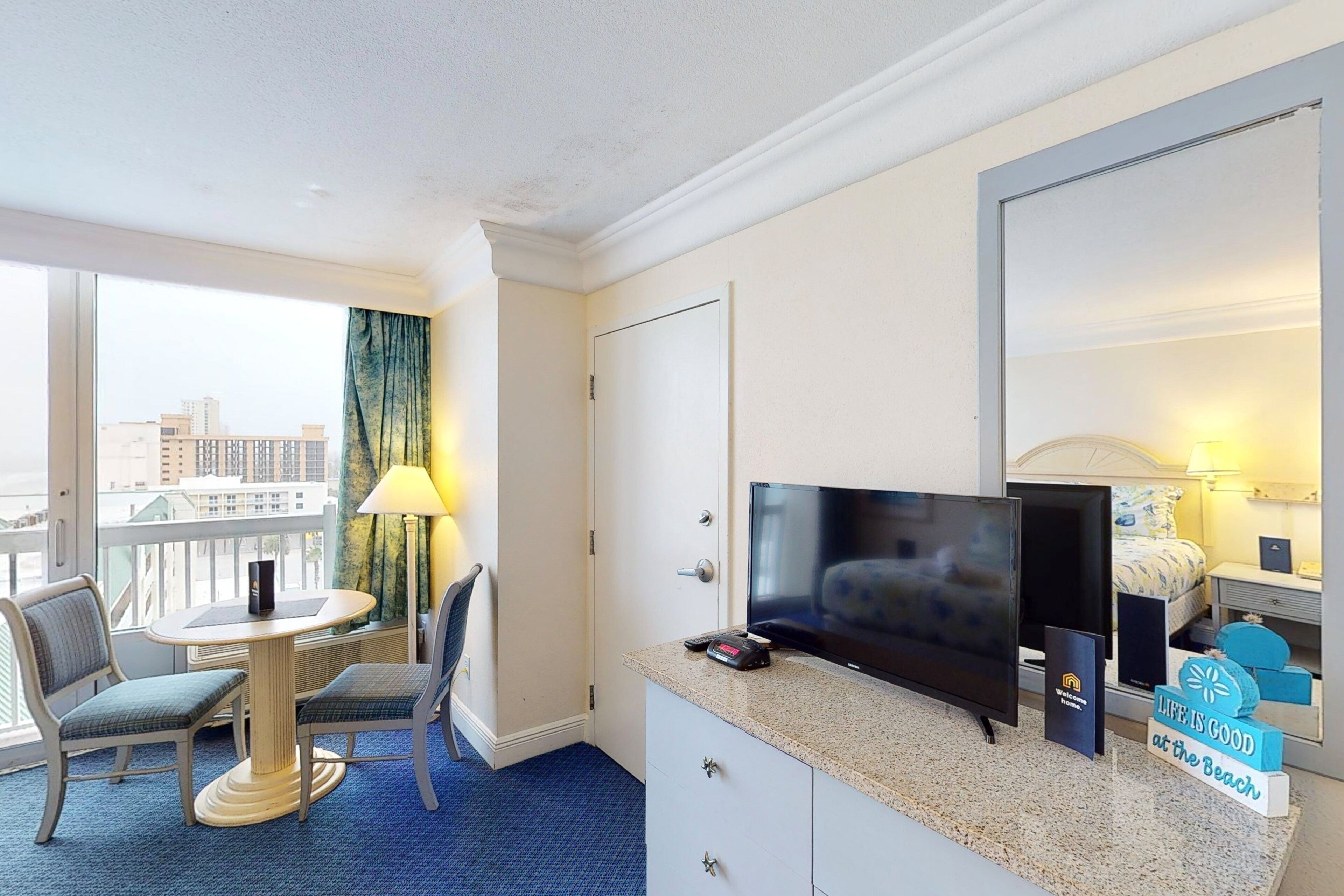 Studiosuite, 2 dobbeltsenger, spabadekar, havutsikt (Daytona Beach Resort 808) | Innvendig