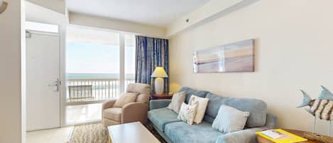 Studio Suite, 1 King Bed with Sofa bed, Balcony, Ocean View (Daytona Beach Resort 533- Oceanfront) | Living area