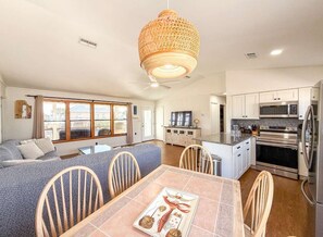 Interior - New- Beach Break East Gorrie- Pet Friendly (Saint George Island)