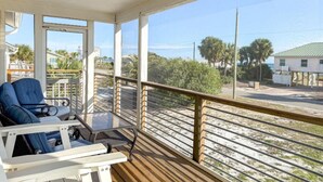 Terrace/patio - New- Beach Break East Gorrie- Pet Friendly (Saint George Island)