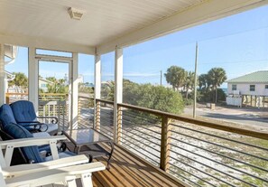 Terrace/patio - New- Beach Break East Gorrie- Pet Friendly (Saint George Island)