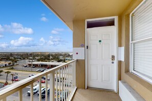 Terrace/patio - Daytona Pirates Cove (Daytona Beach Shores)