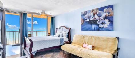 1 chambre, décoration personnalisée, ameublement personnalisé