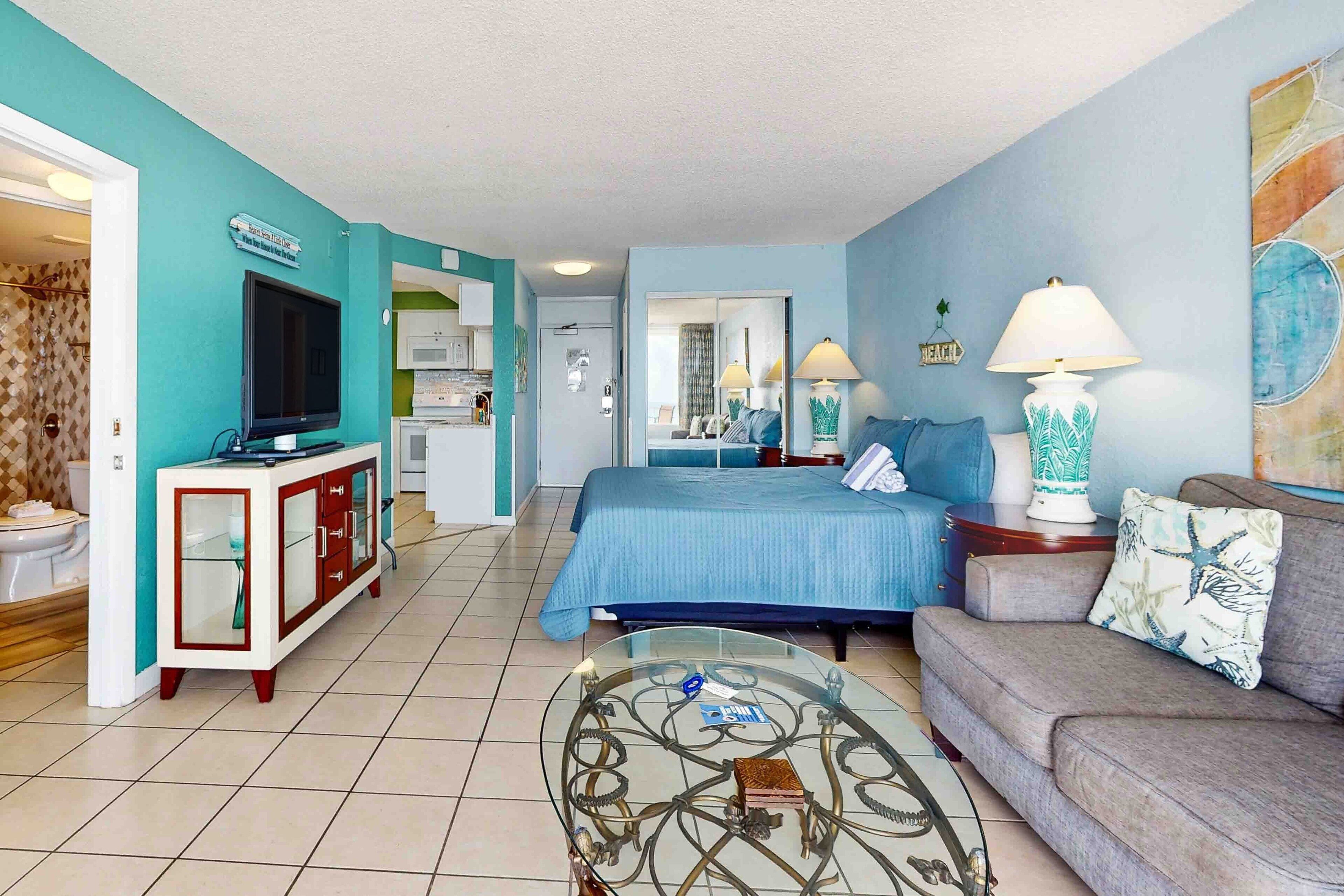 Condo, Multiple Beds, Pool Access, Ocean View (Daytona Harbour Beach Resort 401) | 1 bedroom, individually decorated, individually furnished, bed sheets