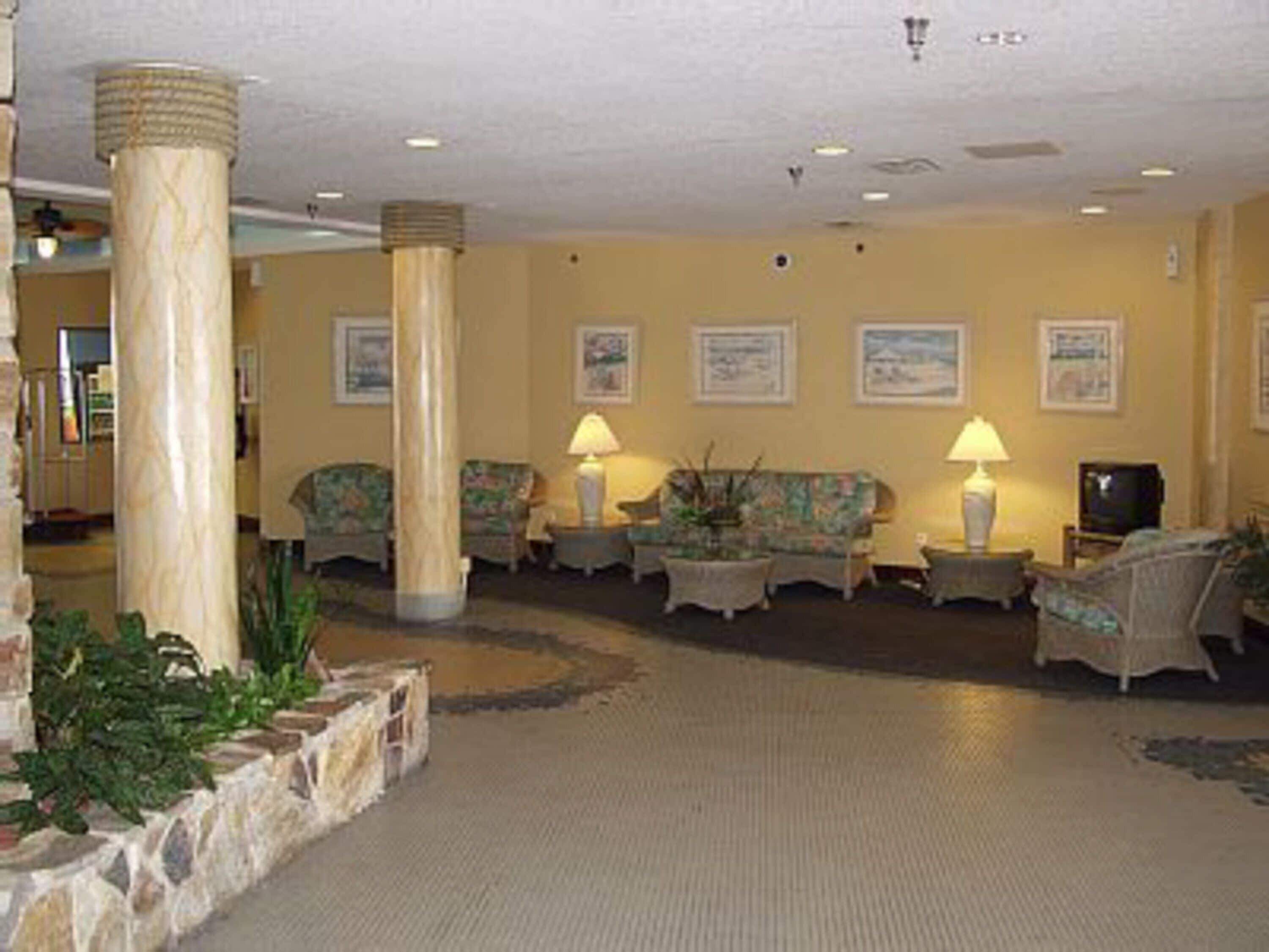 Studio Suite, 1 Queen Bed, Pool Access, Ocean View (Daytona Harbour Beach Resort 408) | Lobby
