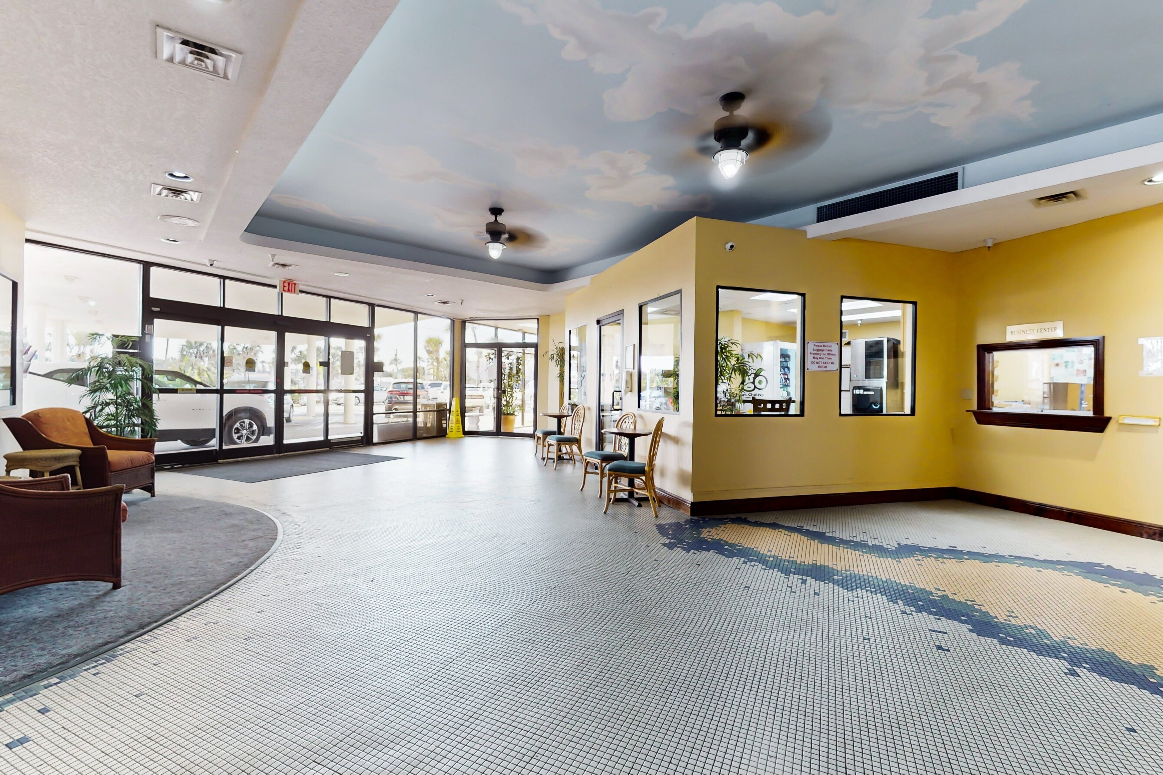 Studio Suite, 1 Queen Bed, Hot Tub, Ocean View (Daytona Harbour Beach Resort 404) | Lobby