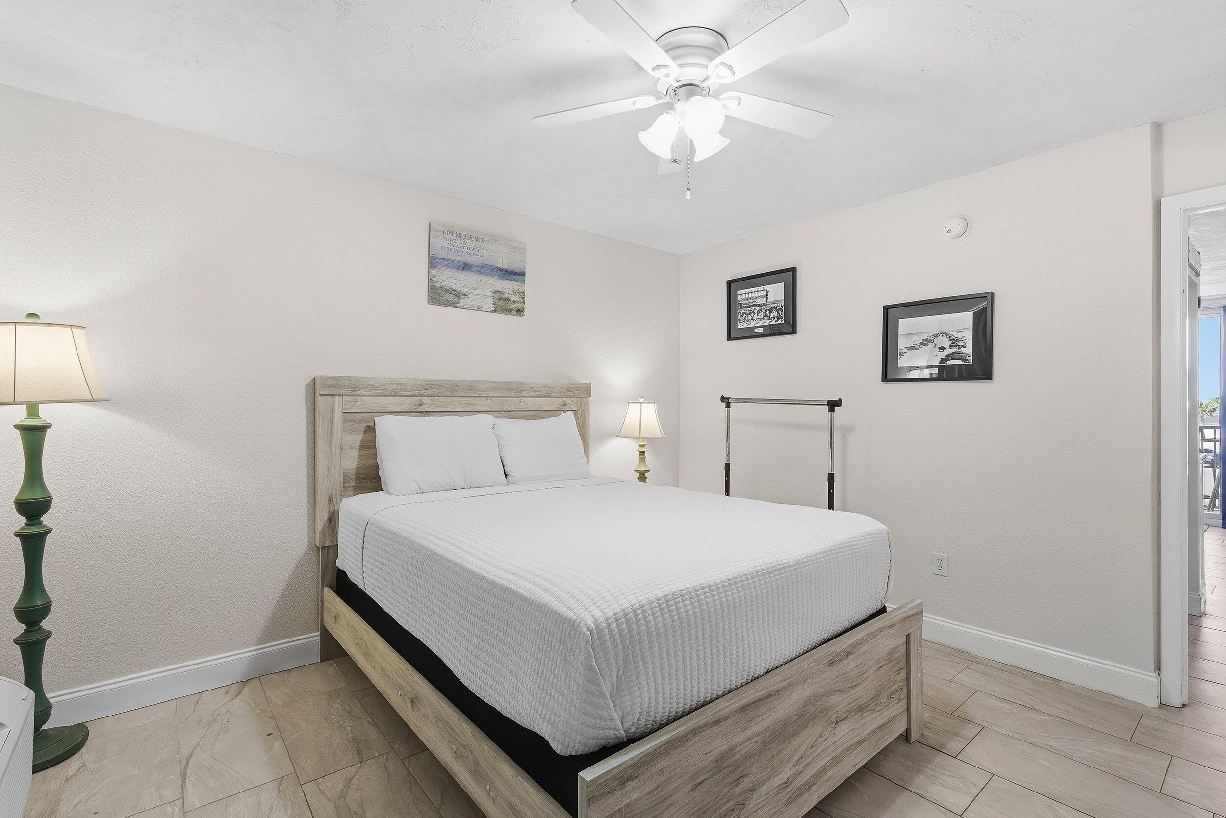 Condo, 1 Queen Bed with Sofa bed, Pool Access, Ocean View (Daytona Sandpiper Harbour Beach 219) | 1 bedroom, individually decorated, individually furnished, bed sheets