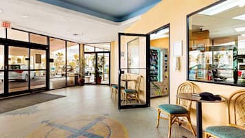 Lejlighed - flere senge - adgang til pool - havudsigt (Daytona Harbour Beach Resort 401) | Interiør