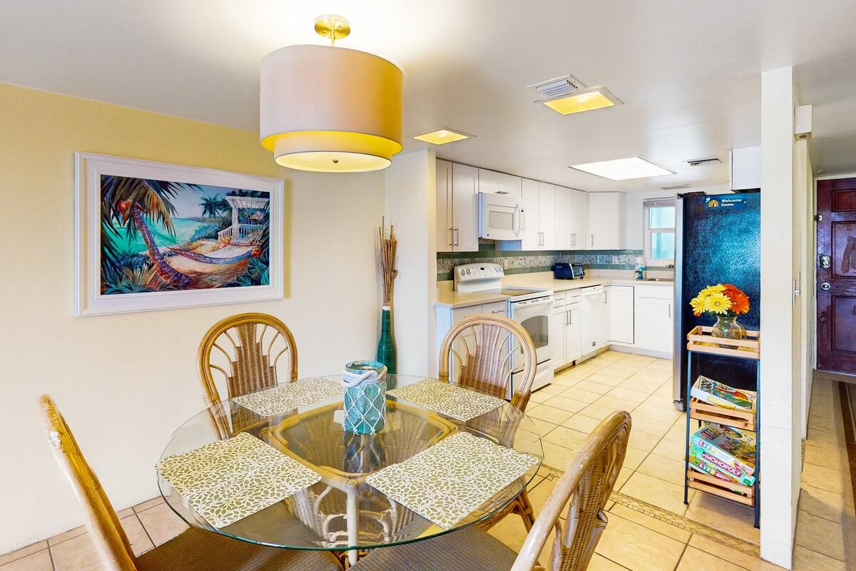 Condo, Multiple Beds, Beach View (Daytona Sandpoint Bright Delight 406)