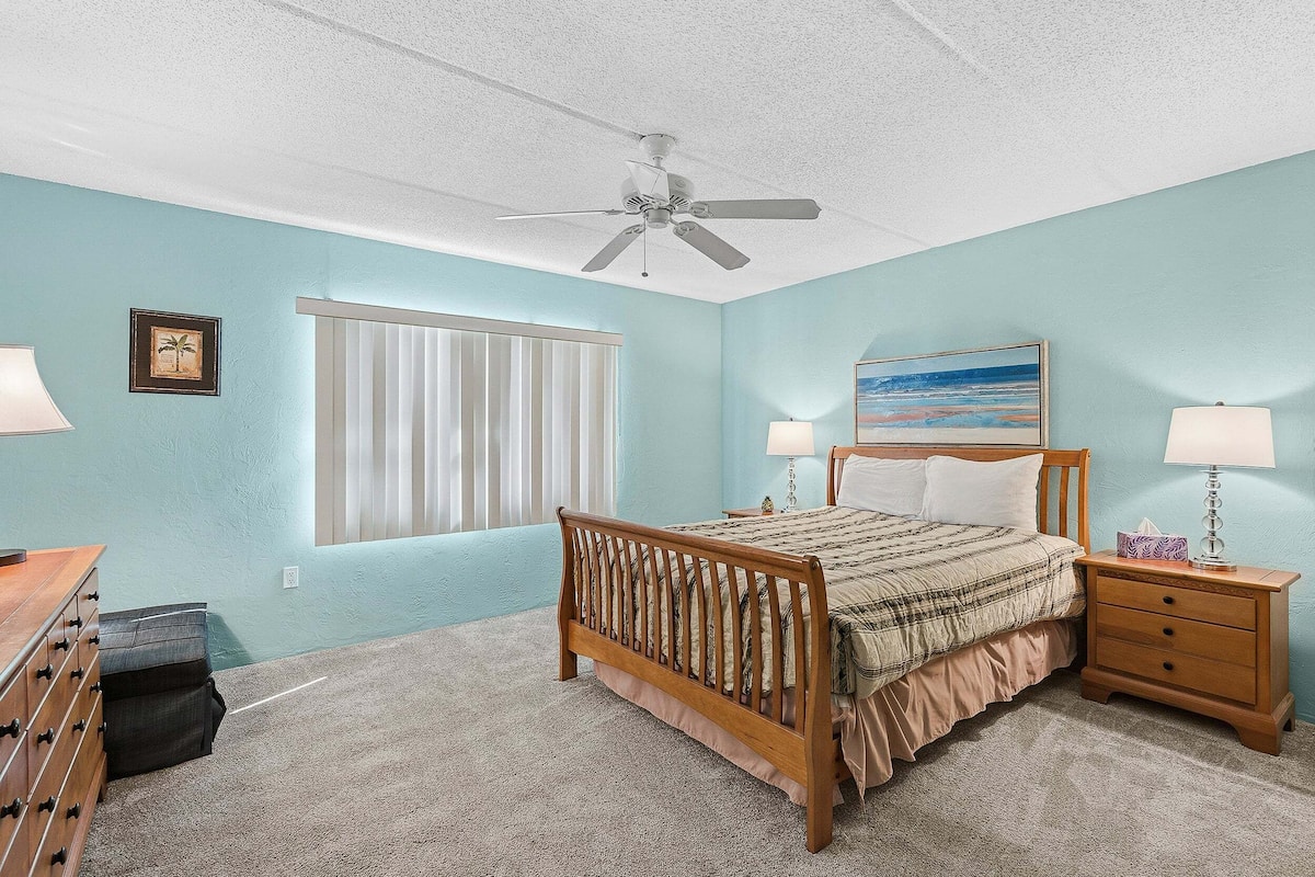 Condo, Multiple Beds, Balcony, Ocean View (Daytona Shores Delight-Sandpoint 202) | 2 bedrooms, individually decorated, individually furnished, bed sheets