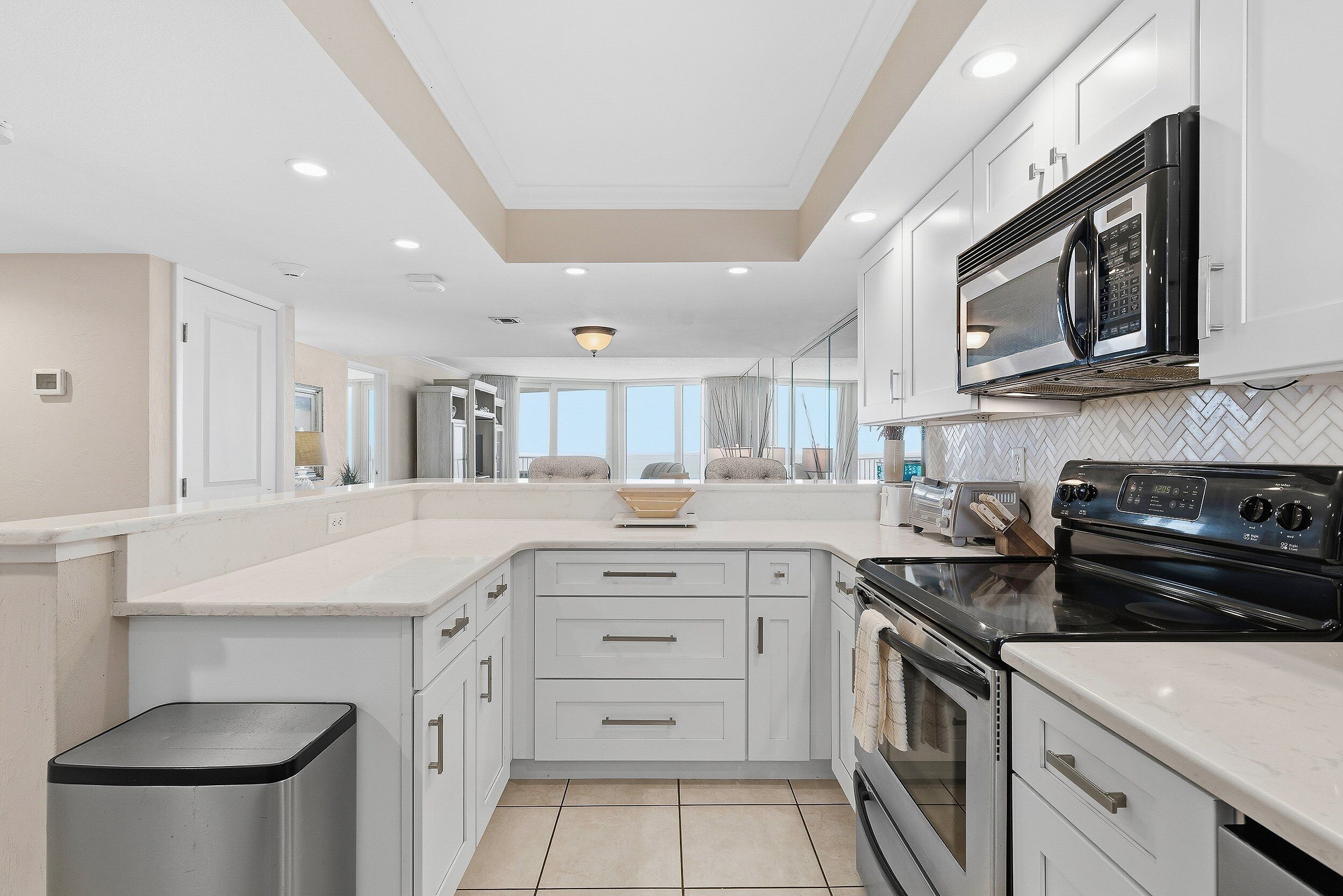 Condo, Multiple Beds, Balcony, Ocean View (Daytona Shores Club - 1002) | Private kitchen