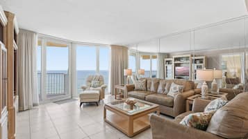 Condo, Multiple Beds, Balcony, Ocean View (Daytona Shores Club - 1002) | Living area