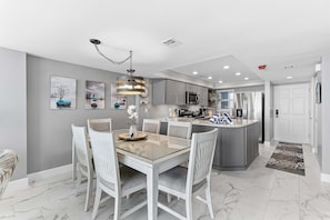 House, Multiple Beds, Balcony, Ocean View (Daytona White Surf 504-OceanZenn) | Dining - Daytona White Surf (Daytona Beach Shores)