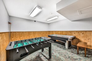 Game room - Daytona White Surf (Daytona Beach Shores)