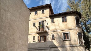 Unclassified image, 5 of 13, button - Carmel loft in Val'Quirico inside Villa Alessandra (San Miguel Xoxtla)