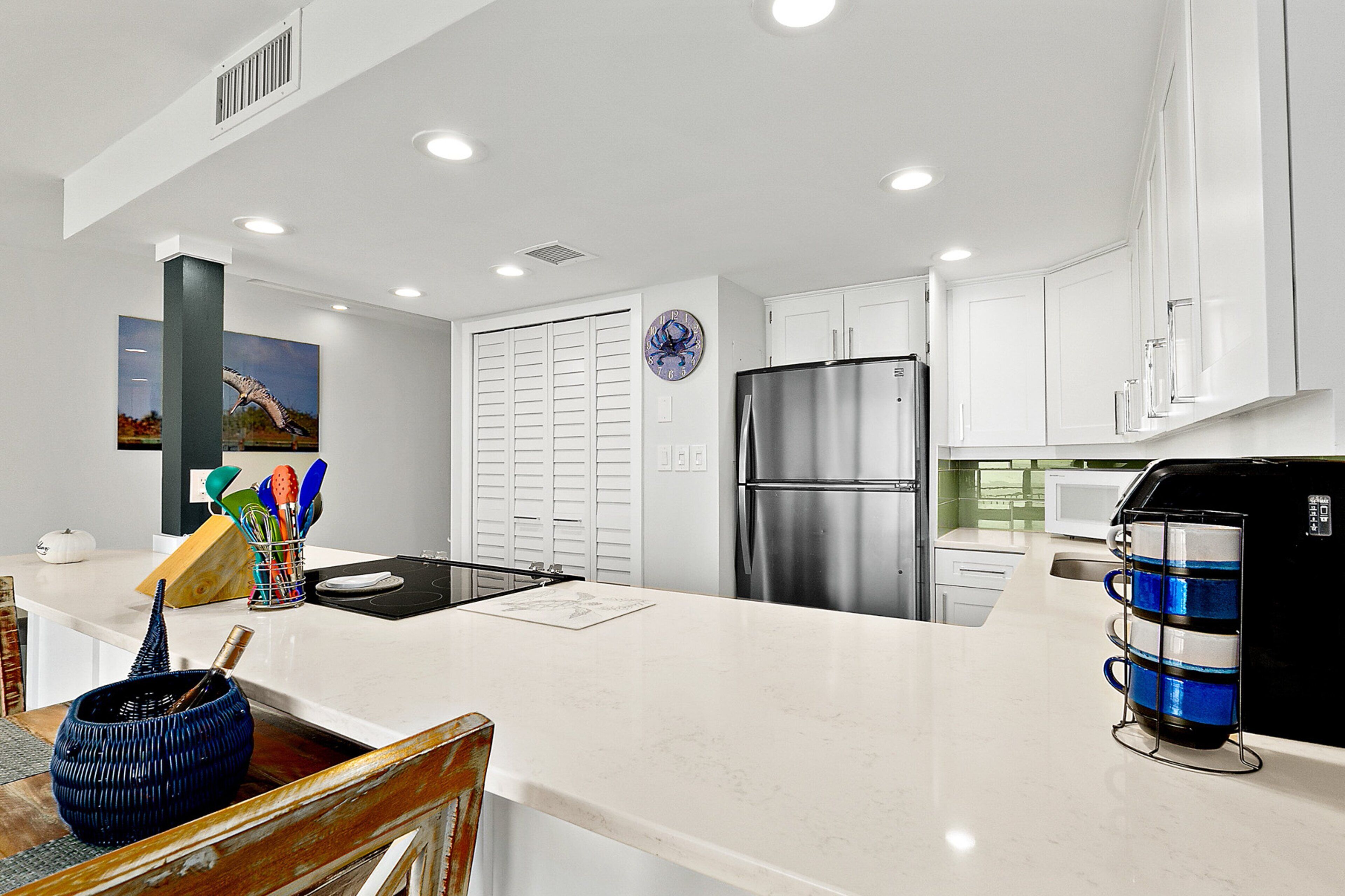 Condo, 1 King Bed with Sofa bed, Balcony, Ocean View (NSB Pelican 501A) | 1 bedroom, individually decorated, individually furnished, bed sheets