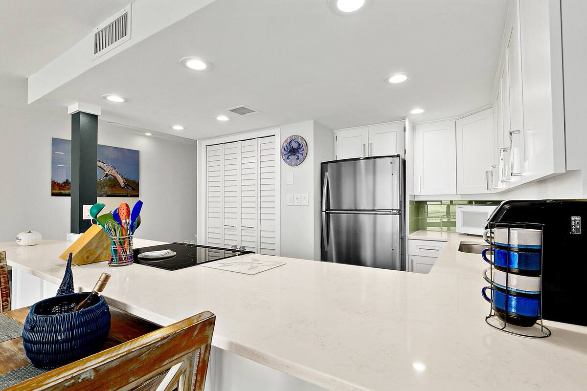 1 habitación, decoración personalizada y muebles diferentes 