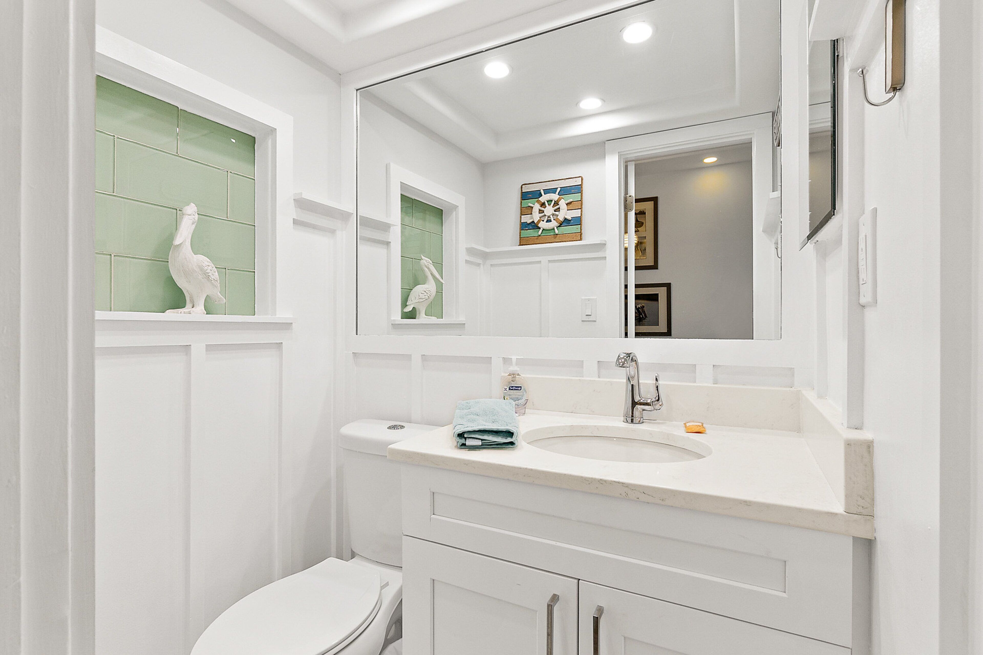 Condo, 1 cama King size y sofá cama, balcón, vista al océano (NSB Pelican 501A) | Baño | Toallas 