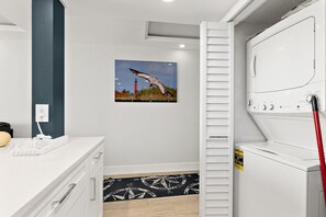 Condo, 1 King Bed with Sofa bed, Balcony, Ocean View (NSB Pelican 501A) | Laundry - Pelican (New Smyrna Beach)