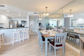 Apartment, Multiple Beds, Balcony, Beach View (Ponce Inlet SouthPoint 303) - Ponce Inlet (Ponce Inlet)