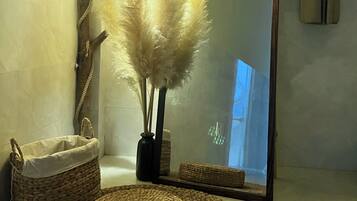 Sängtillbehör av högsta kvalitet, strykjärn/strykbräda och gratis wi-fi