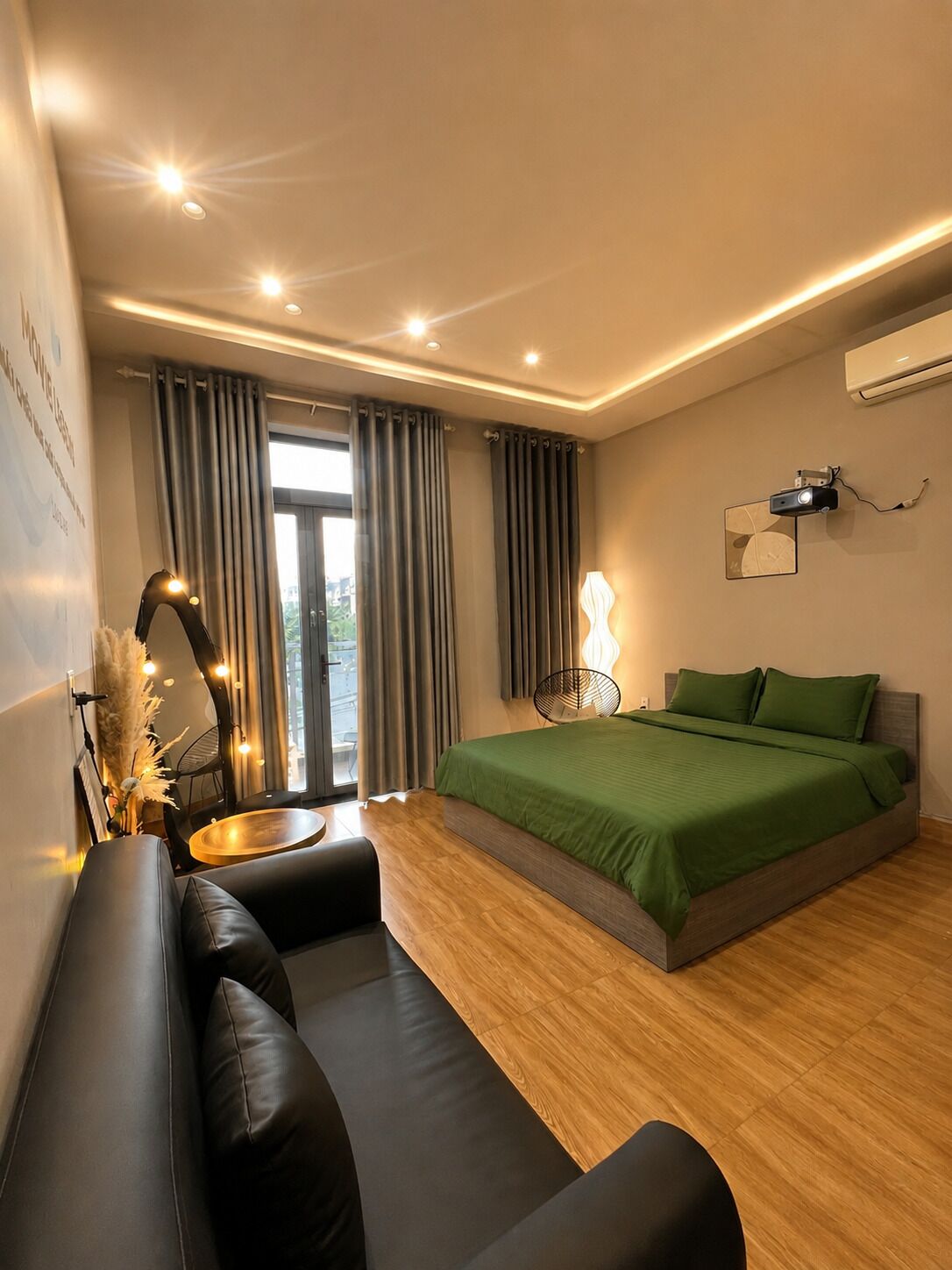 Chambre Deluxe double, vue sur le parc | Literie de qualité, fer et planche à repasser, accès au Wi-Fi (inclus)