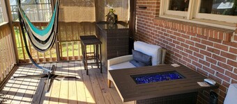 Pet-Friendly Lakefront Bungalow on Jackson Lake - Sleeps 6
