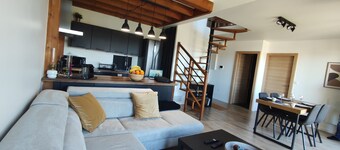 Duplex moderne, chaleureux au calme à Toison d'or