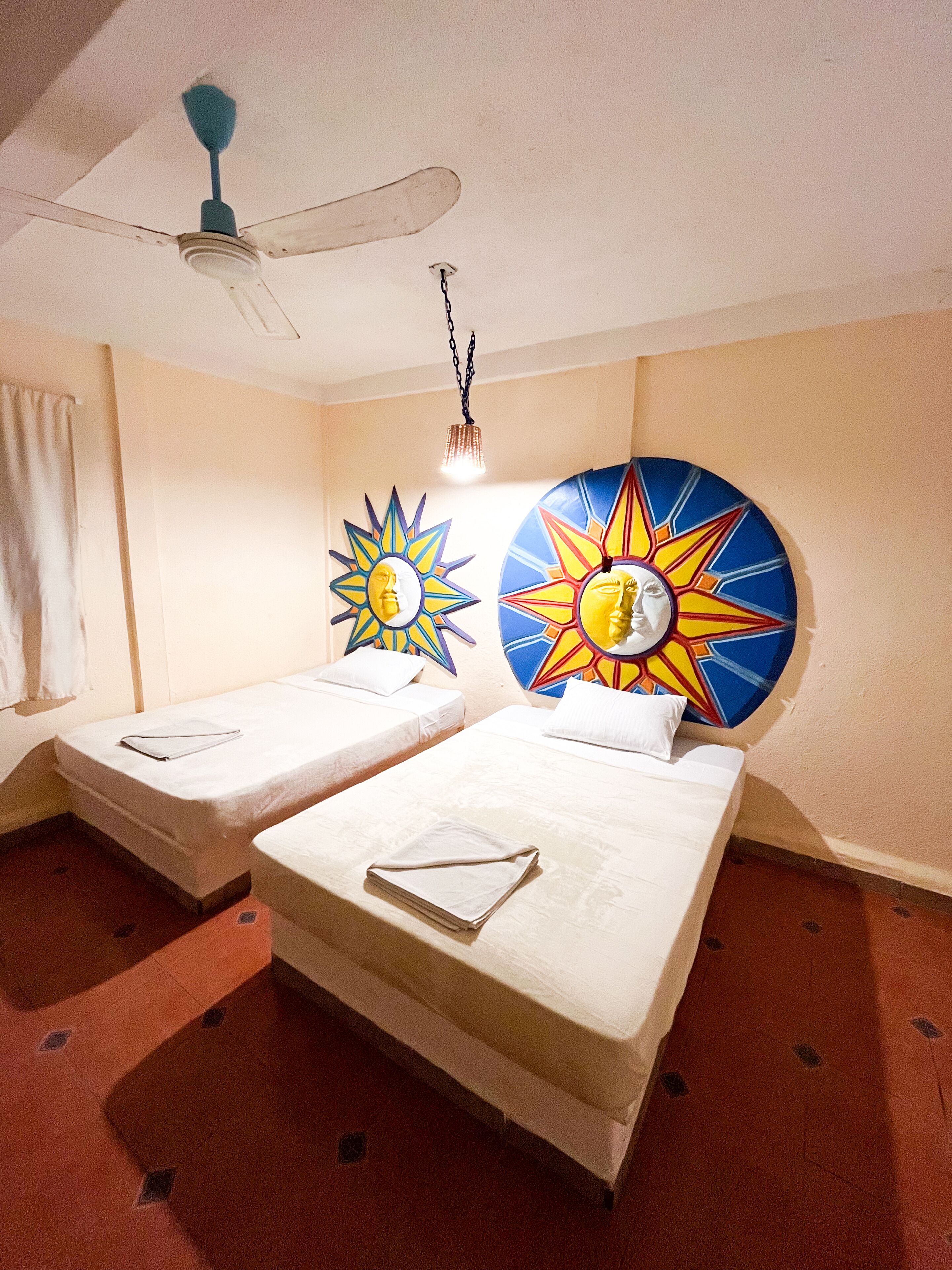 무료 WiFi, 침대 시트