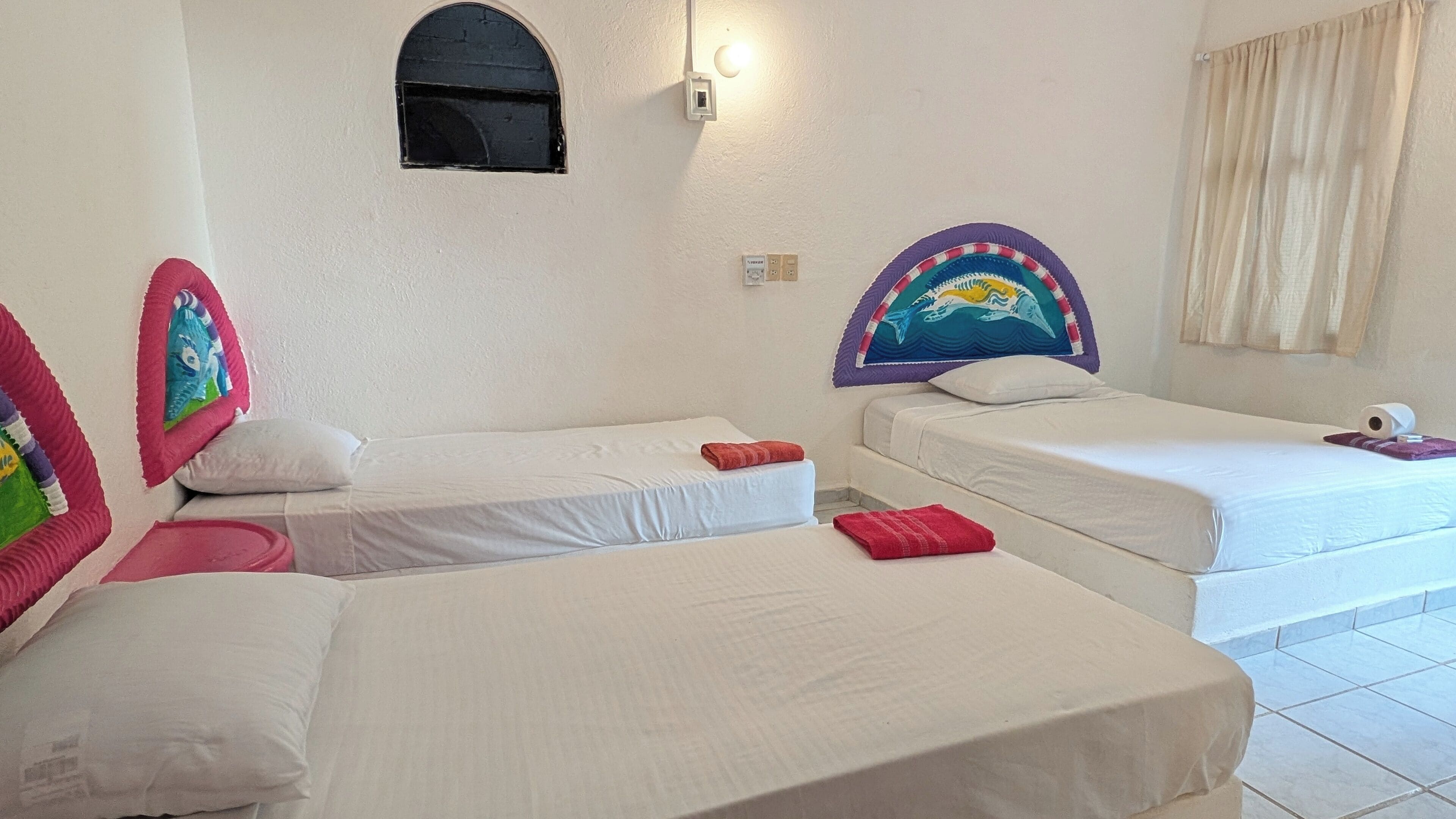 基本三人房 | 免費無線上網、床單