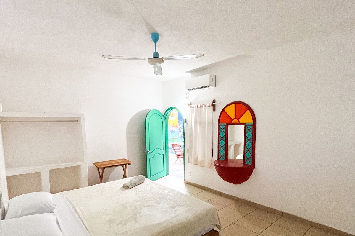 베이직룸 | 무료 WiFi, 침대 시트