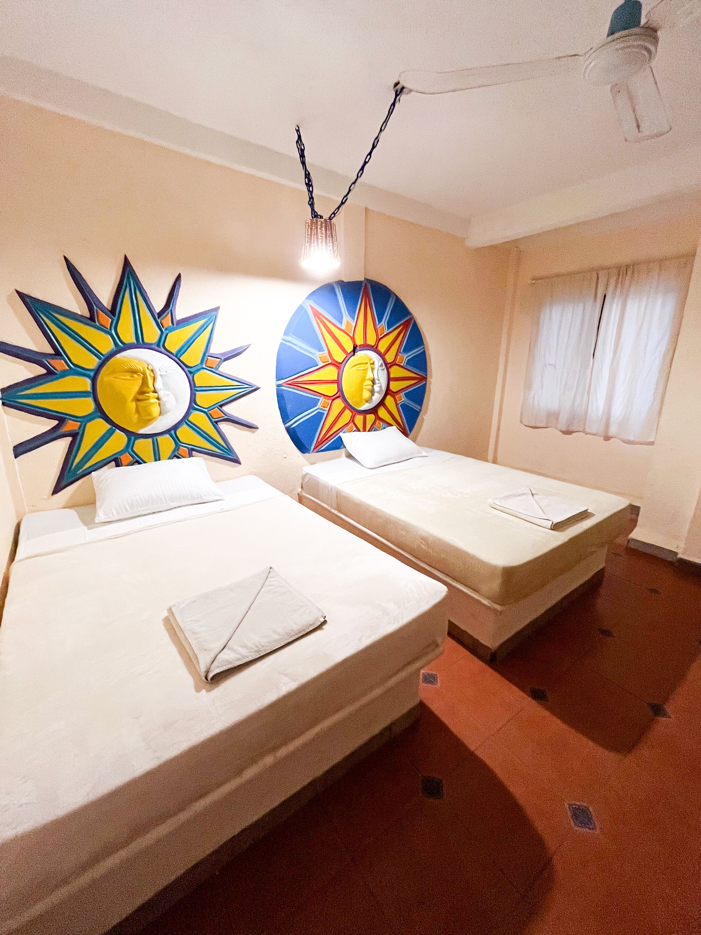 무료 WiFi, 침대 시트