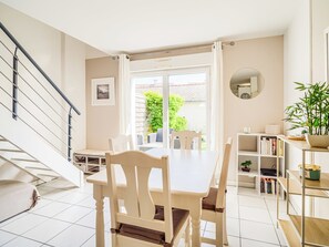 Dining - Havre de paix ensoleillé à Ploemeur – Jardin (Ploemeur)