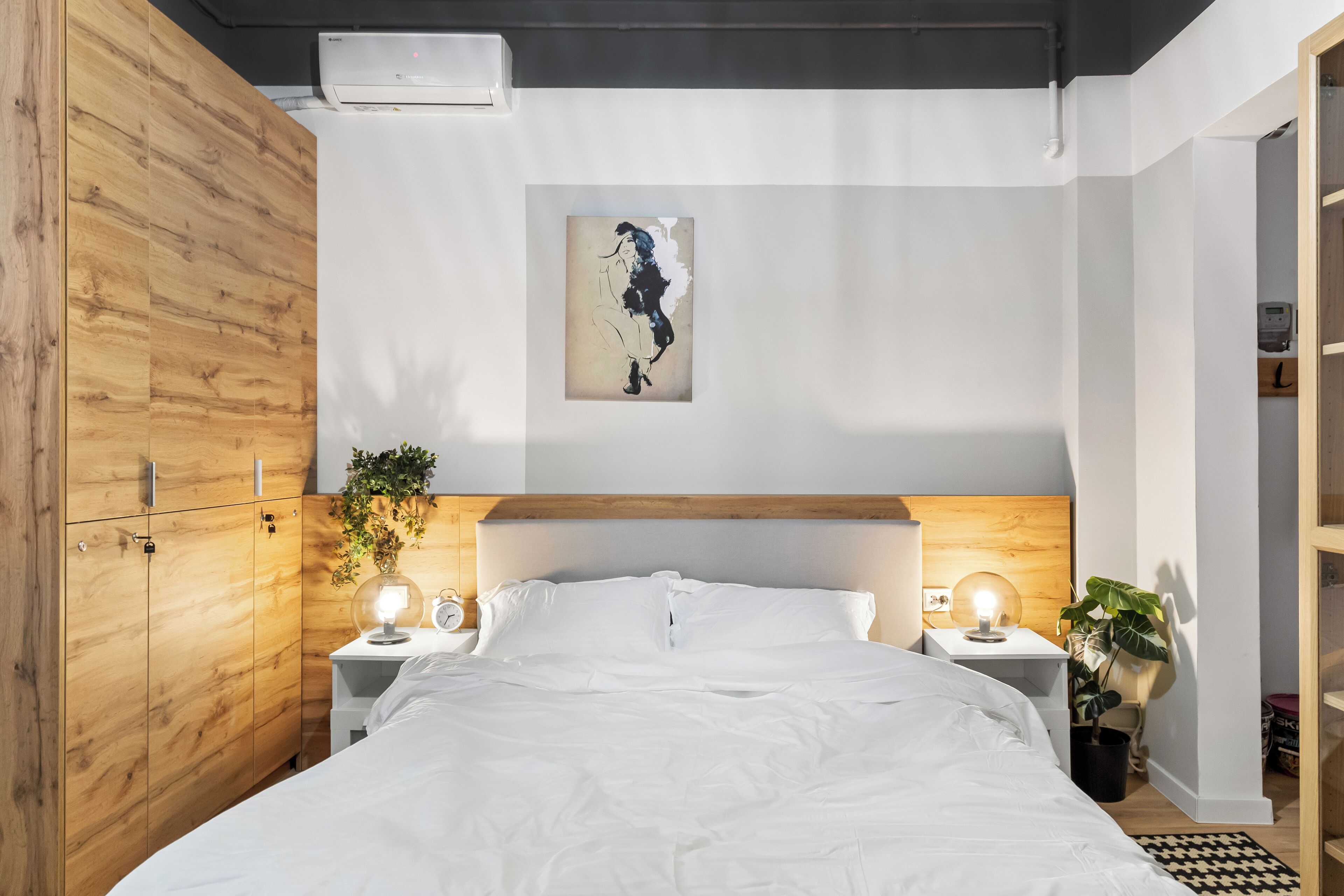 Studio – deluxe, tekjøkken, byutsikt | Blendingsgardiner, strykejern/-brett og wi-fi (inkludert)