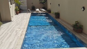 Unclassified image, 3 of 28, button - Elegant 3-bed, 3-bath, located in the desirable neighborhood of Point E, Dakar (Dakar)