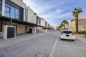 Exterior - Your Private Coastal Hideaway 2-Bedroom Villa at Danah Bay (Ras Al Khaimah)