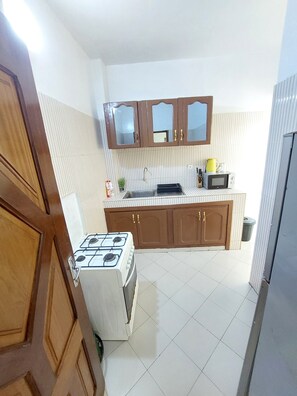 Private kitchen - F3 residential breezeway with sea view (Dakar)