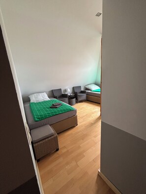 Free WiFi - MWM Gästehaus (Meine)