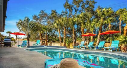 Htd Pool + MiniGolf + Firepit + GameRoom + Swingset