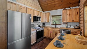 Unclassified image, 2 of 27, button - Peaceful 3-Bedroom Cabin in Sevierville with Cozy Charm (Sevierville)