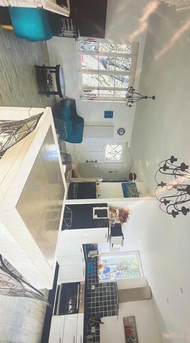 Pretty Bauloise villa with guest house 200 m from the beach + parking space