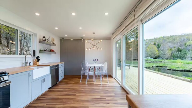 Private kitchen - Re-set, retreat, revive in this beautifully designed little Vermont house. (Sharon)