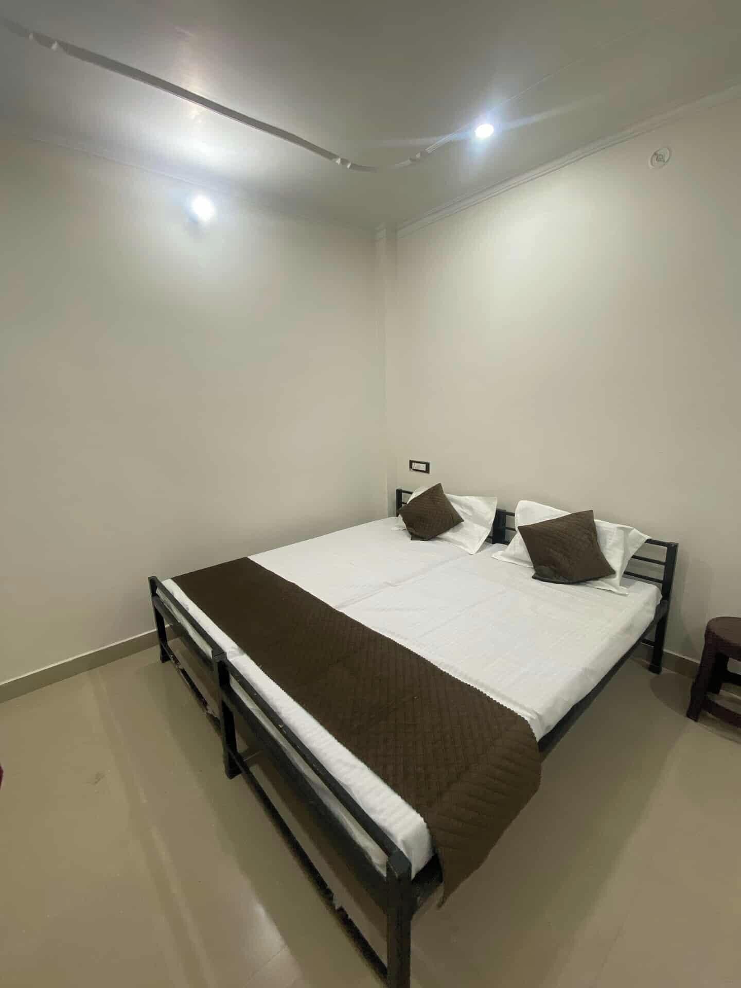 Basic Double or Twin Room, River View | Desk, laptop workspace, iron/ironing board, free WiFi