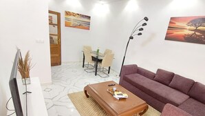 Smart TV - Cosy studio 100m from the sea (Dakar)