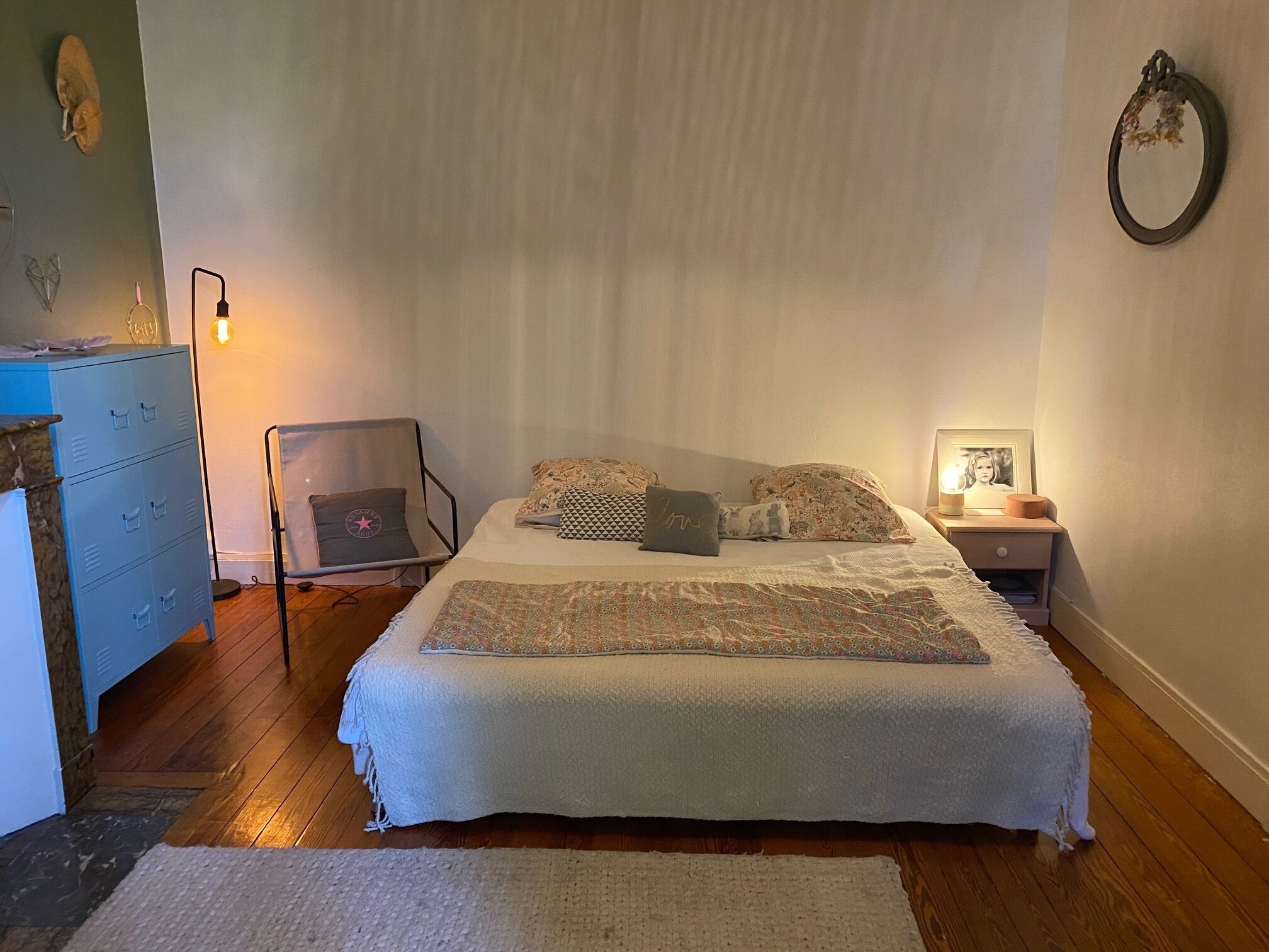 2 habitaciones, tabla de planchar con plancha, internet y ropa de cama 
