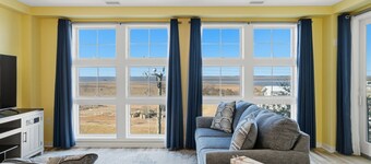 Sunset Bay - Gorgeous Bay and Sunset Views.