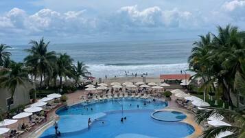 Ulkouima-allas, lämmitetty uima-allas