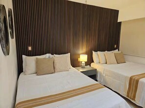 2 bedrooms, iron/ironing board, free WiFi, bed sheets - Luxurious oceanfront suite, beautiful view of Ixtapa Zihuatanejo Bay (Ixtapa Zihuatanejo)